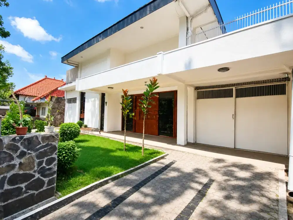 LOKASI PREMIUM !! RUMAH DI SAYAP Riau re martadinata CIHAPIT CITARUM RIAU BANDUNG KOTA