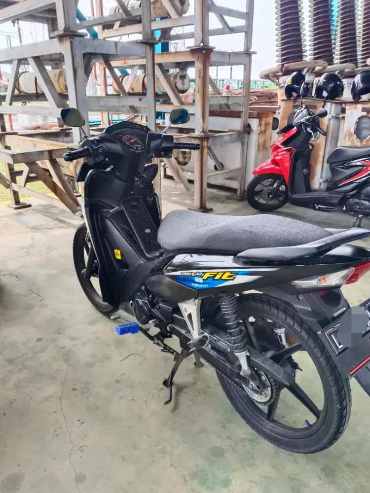 Honda revo fit injeksi 2022