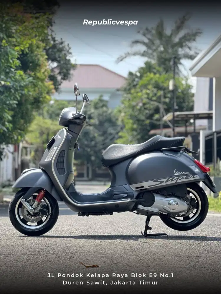 PIAGGIO VESPA GTS 150 3V IE Tahun 2016 WARNA GRIGIO TITANIO PERFECT CO