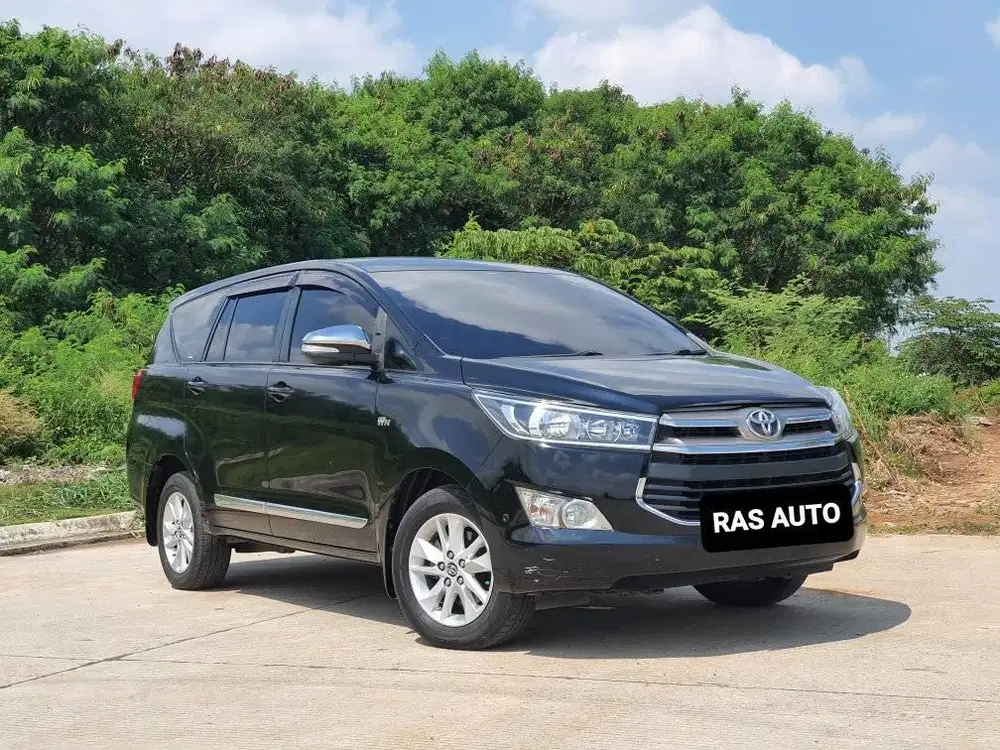 SIAP PAKAI!!  Toyota Innova 2.0 V LUXURY BENSIN AT 2017 Hitam