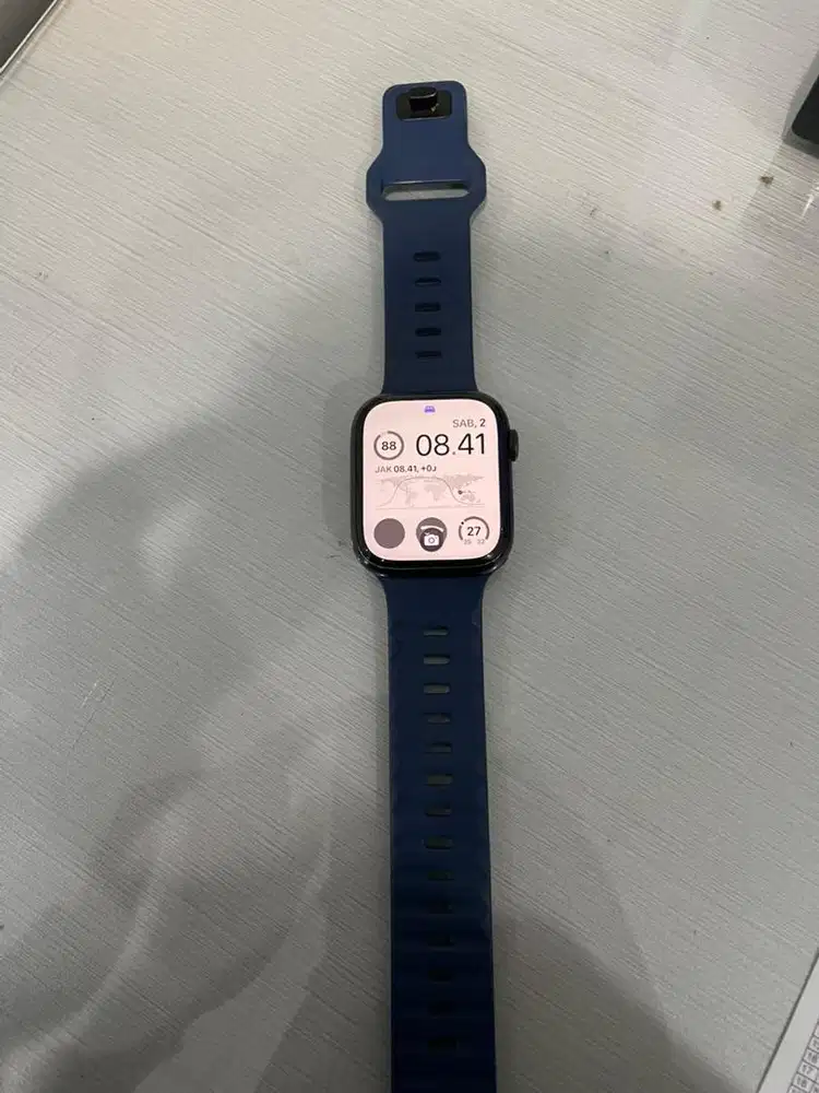 Apple watch seri 7 45 mm gps+seluler BH 80%