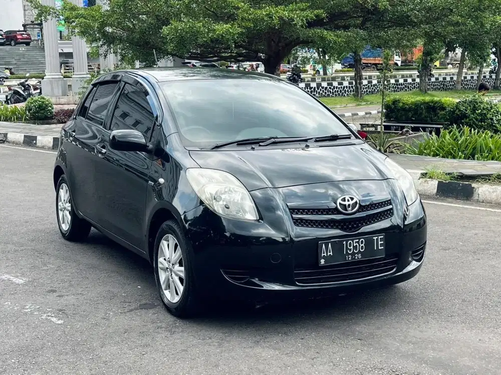 Toyota Yaris J 2008 AT