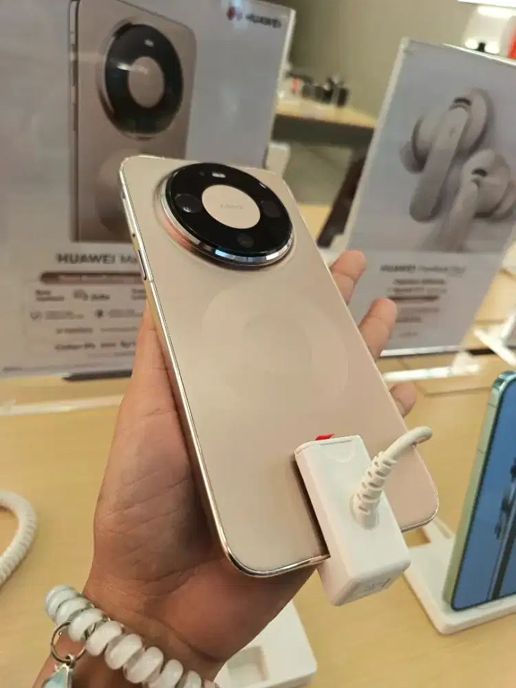 Baru! Huawei Mate 80 Pro