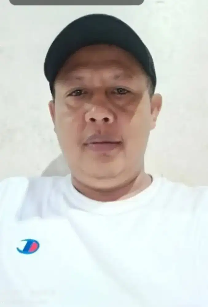 Umur 48 tahun sehat jasmani sehat mata,jika ada yang membutuhkan supir