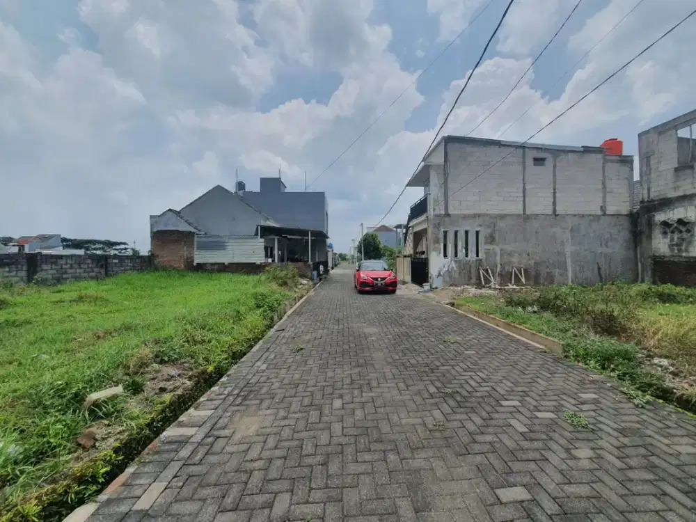 Tanah Malang 7 Menit Cyber Mall dan UNMER, Row Jalan Lebar