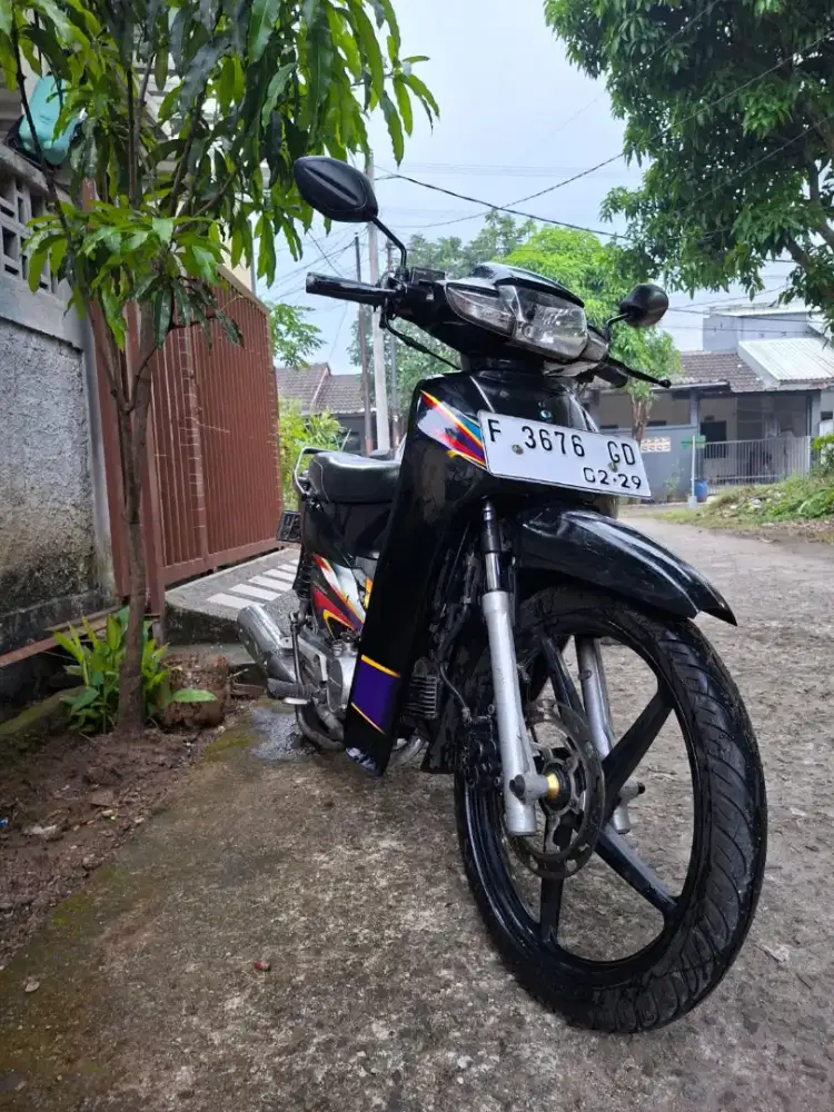 Supra 2004 f cibinong