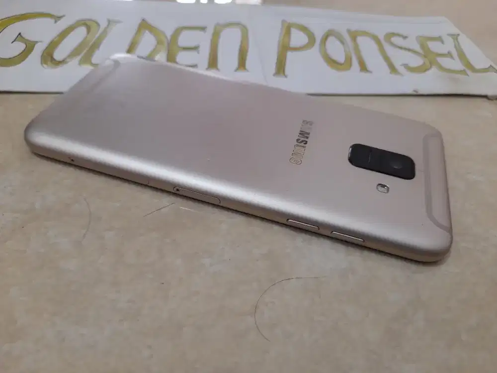 Galaxy A6 Gold Ori SEIN(32Gb/3Gb/Finger)Perfect#Golden Ponsel