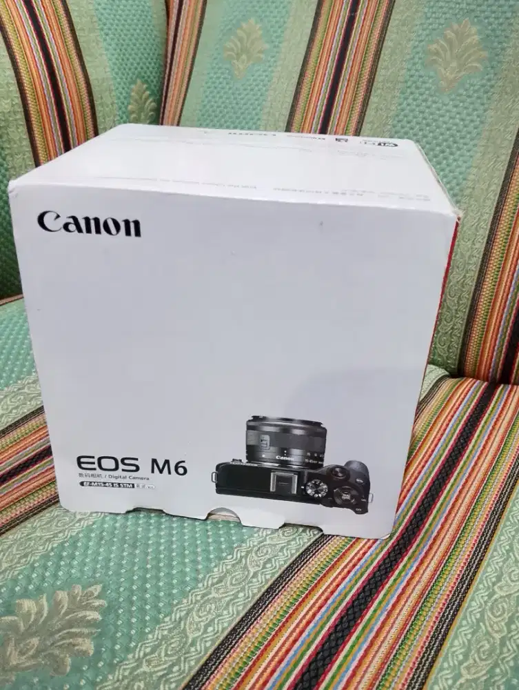 Kamera canon m6