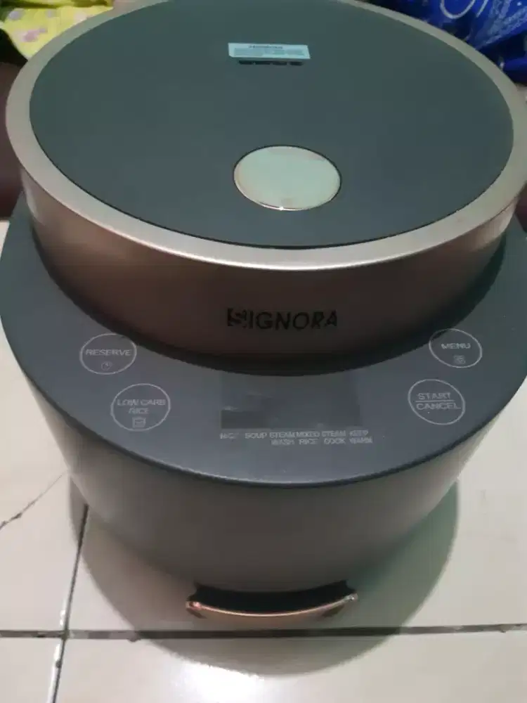 Rice cooker listrik otomatis