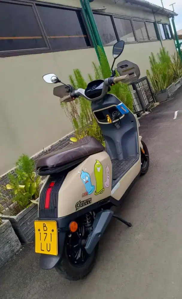 Sepada listrik Uwinfly M75