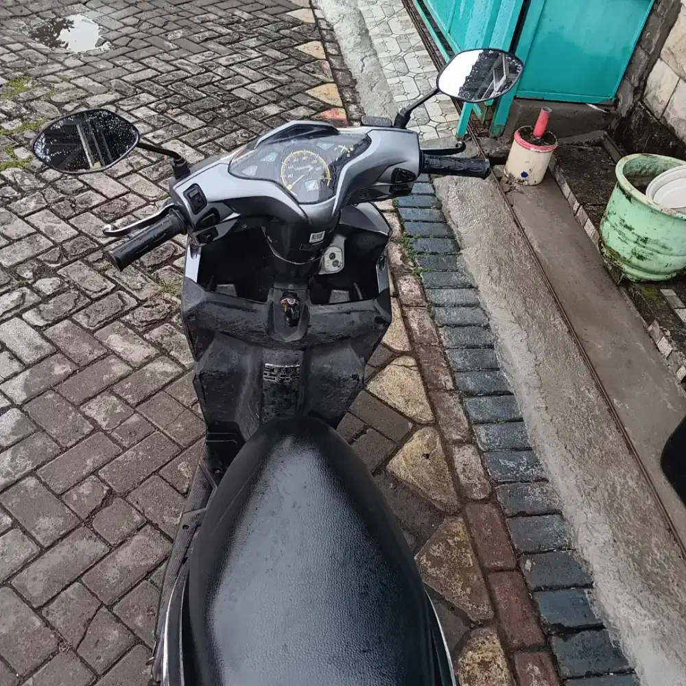 Dijual vario 2011 istimewa