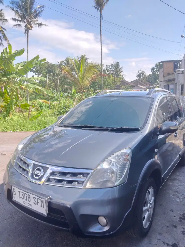 Nissan Grand livina 2009 Bensin