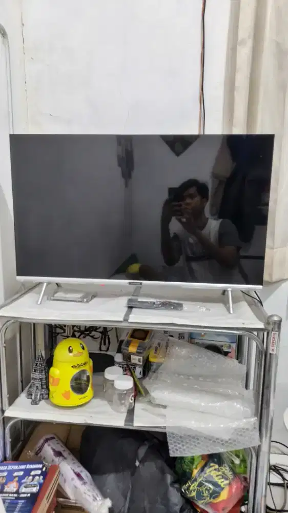 Dijual smart TV 32in