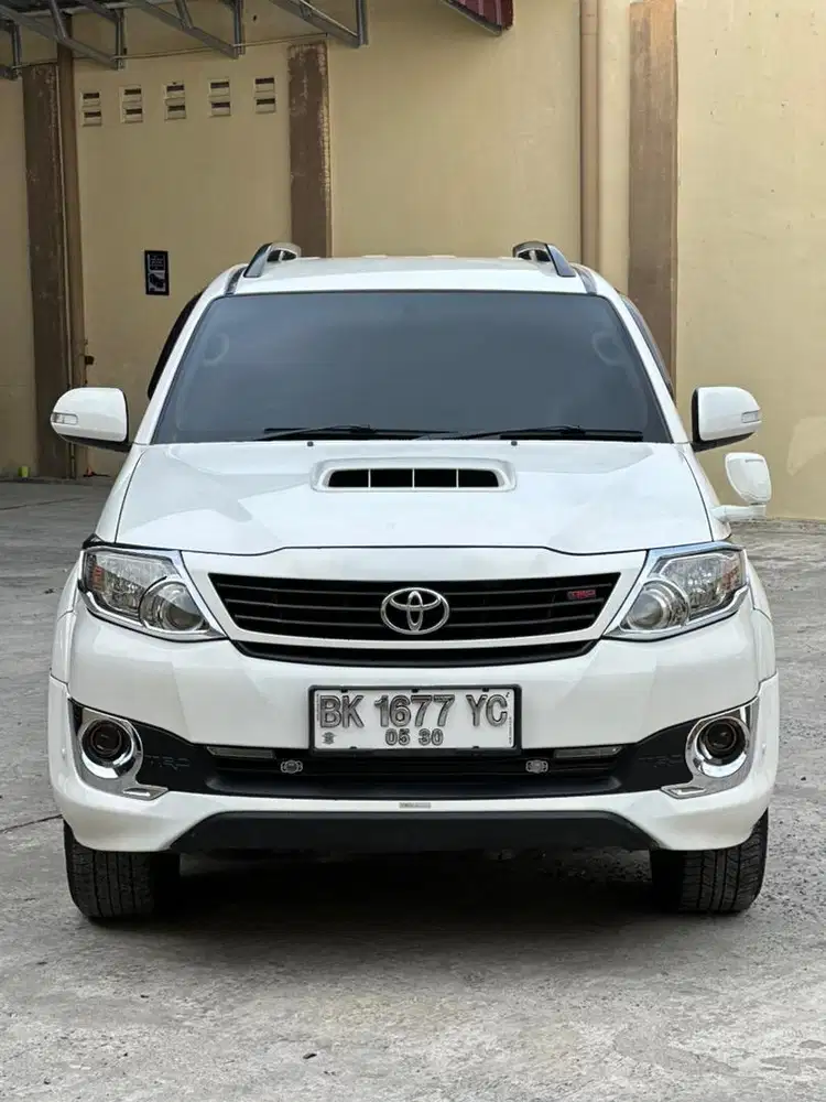 Toyota fortuner 2.5 VNT TRD at matic 2015