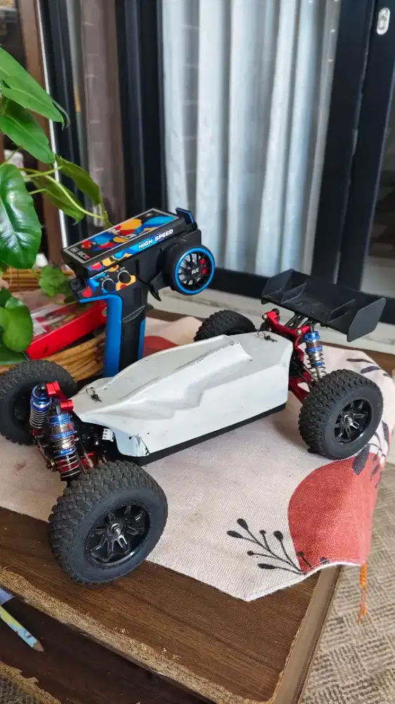 RC wltoys 124007 V2 RTR