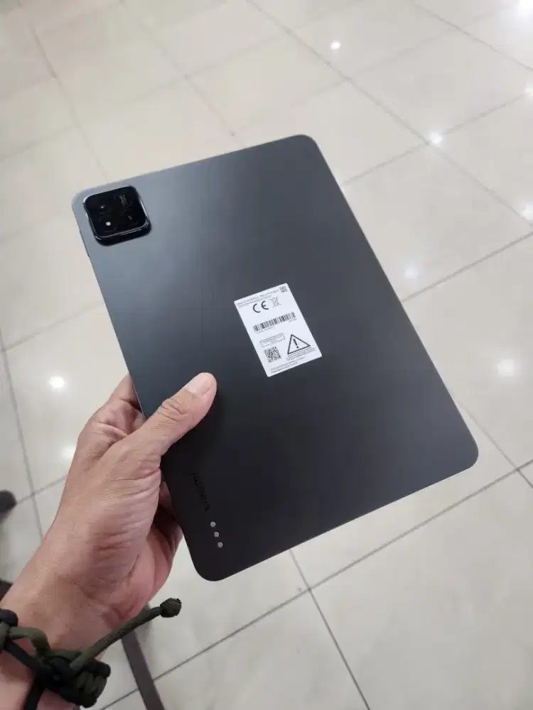 Mipad 7 8/256 wifi only kondisi mulus abissssss