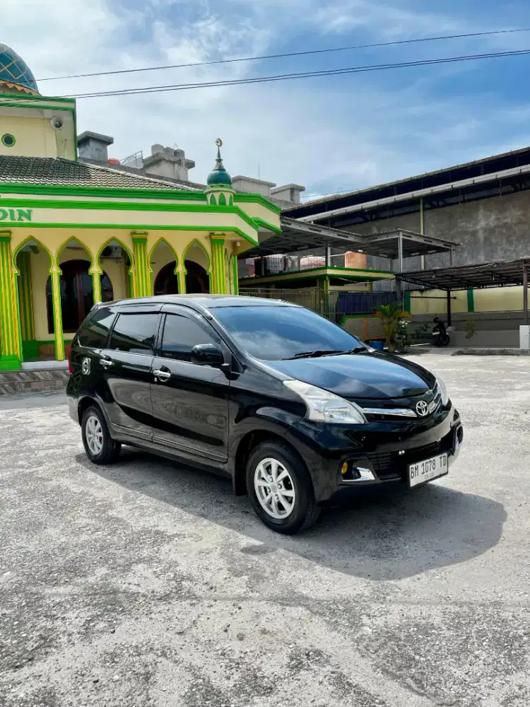 For sale Avanza g tahun 2015