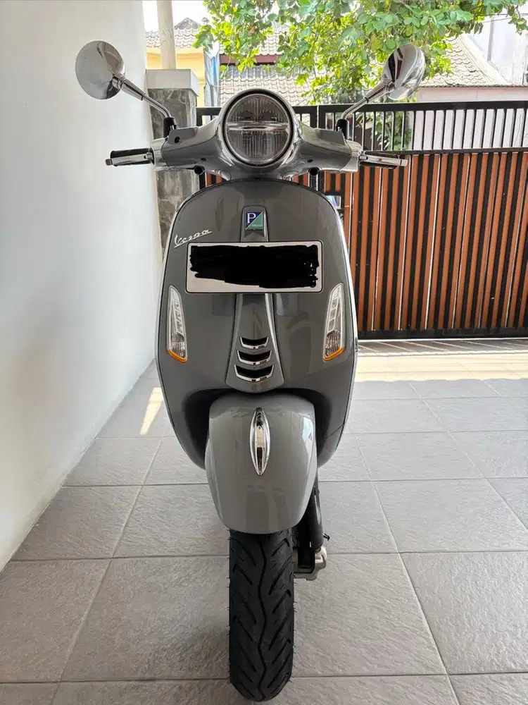 Vespa Primavera 2023