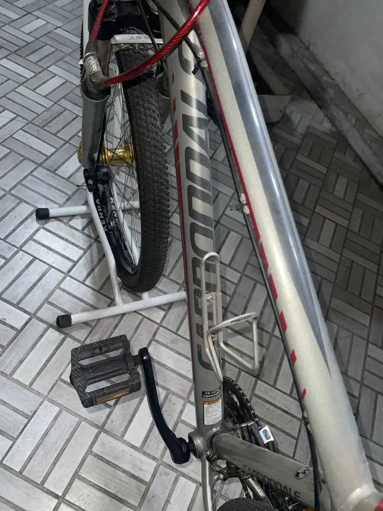 Sepeda Cannondale