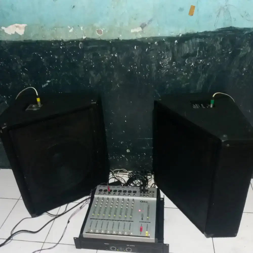 SEPAKET ALAT KARAOKE