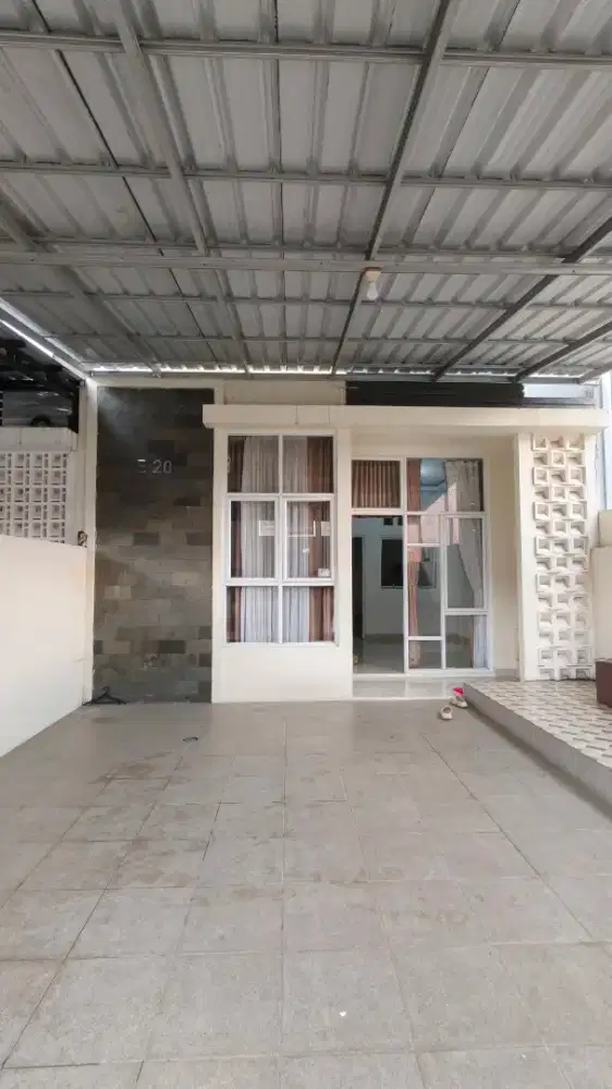 Disewakaan Rumah di Graha Taman Sukabumi - Lokasi Strategis