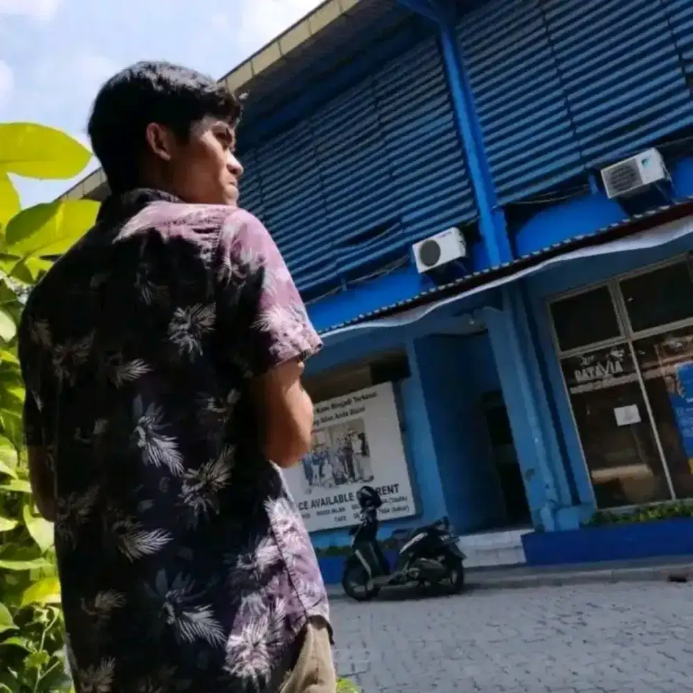 Nyari kerjaa yang ada messnya