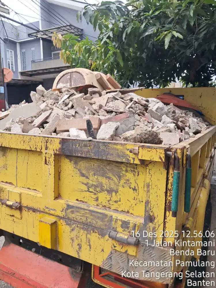 Jasa buang puing dan sampah proyek dll