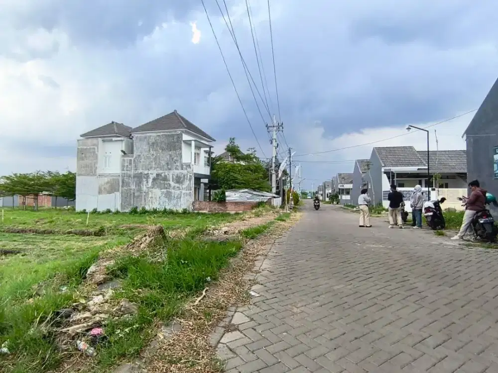 Tanah Dekat UNMER – Suasana Asri, Lingkungan Perumahan Berkembang