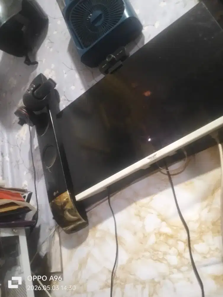 Monitor pc 22inch