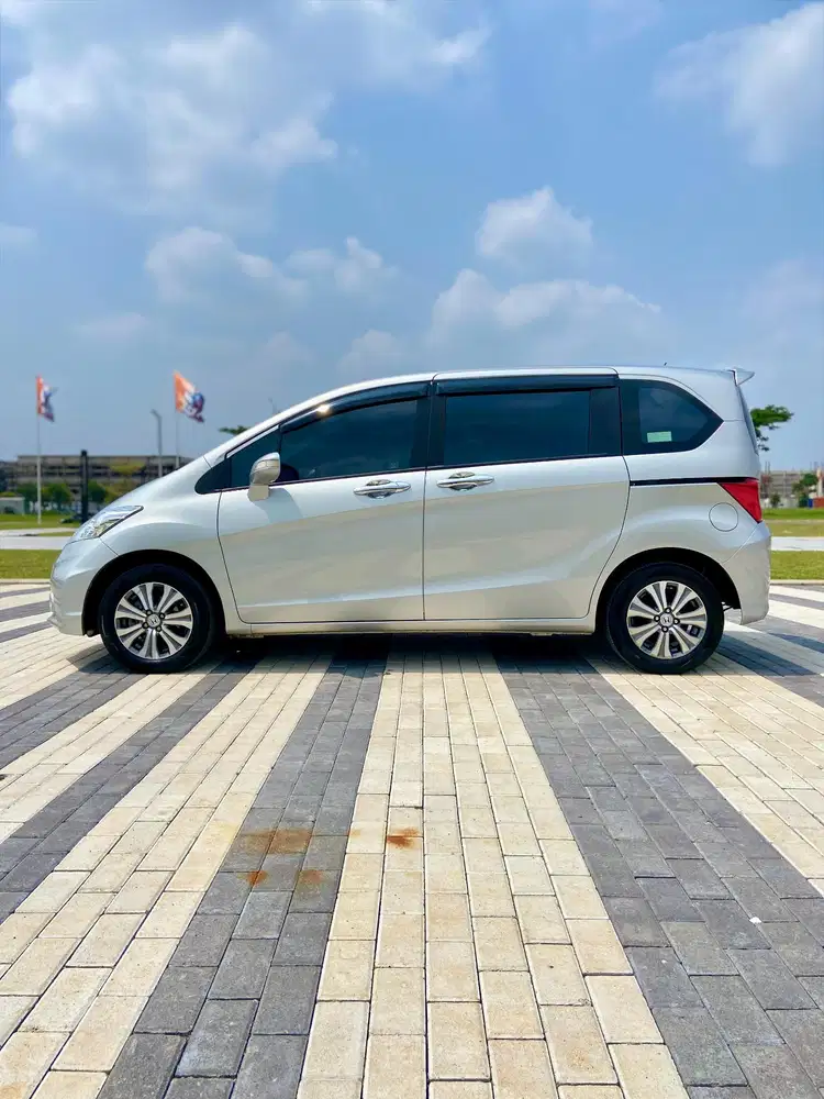 Honda Freed E PSD, LOW ODO, DP MINIM 11JT, DATA DIBANTU SAMPE APPROVE!