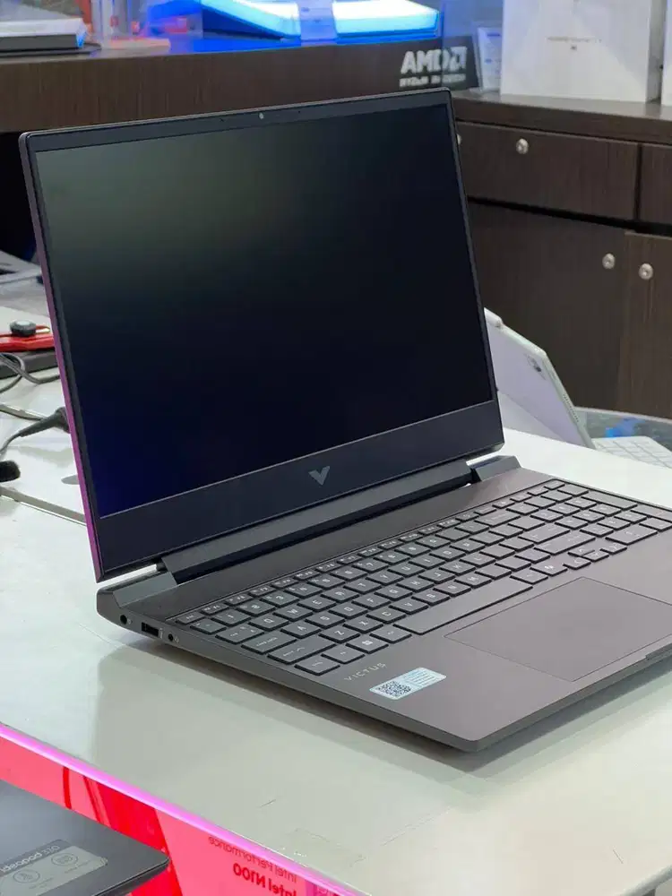 HP Victus Gaming 15 FB3150AX Ryzen 5 240 16GB SSD 512GB 15.6′′ RTX5050