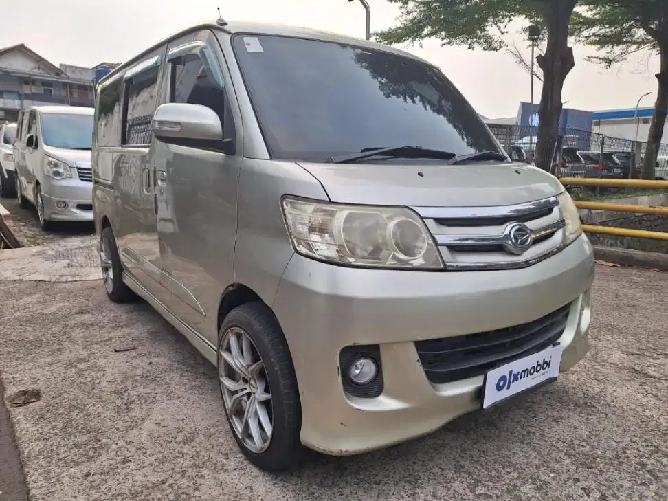 DP MURAH Daihatsu Luxio 1.5 X Bensin-MT 2012  C1DIF