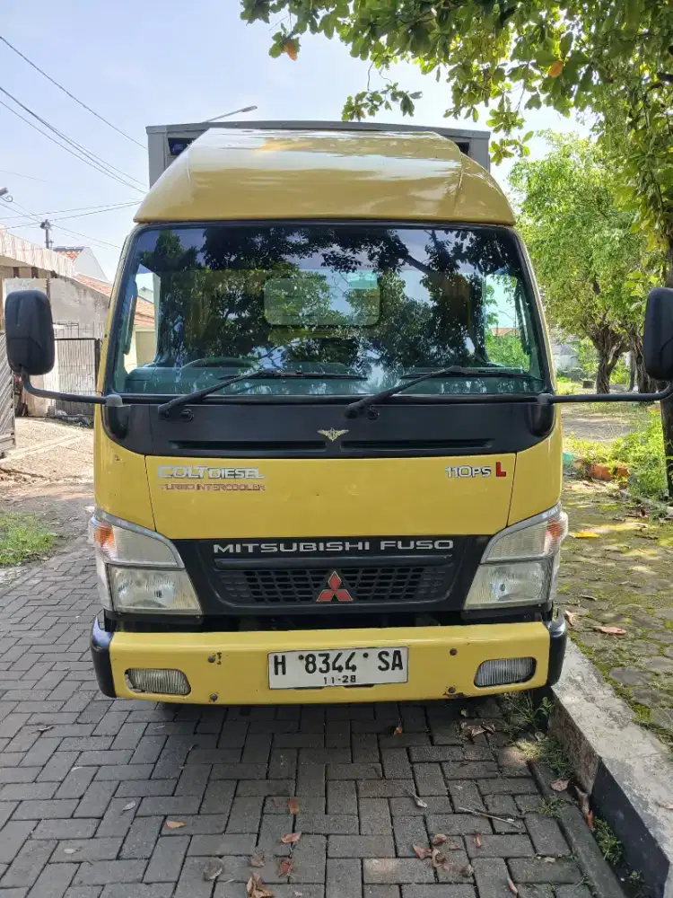 Truk colt disel canter engkel long