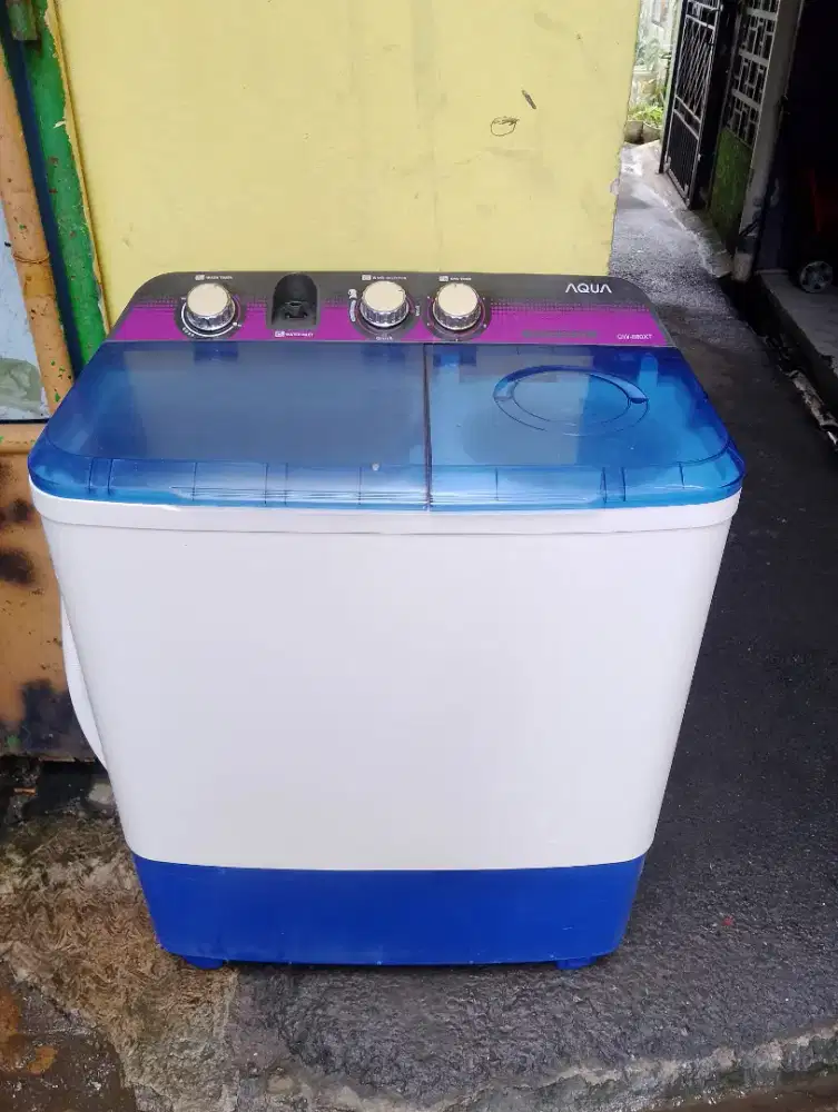 Mesin cuci Aqua 8kg