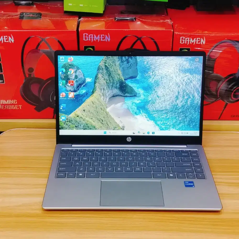 Di Jual HP 14-ep0261TU Slim Core i3 Gen 13 8/512GB Like New Mulus!