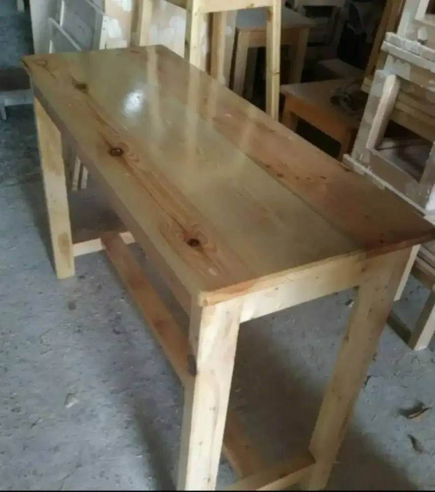 Meja kayu jati belanda