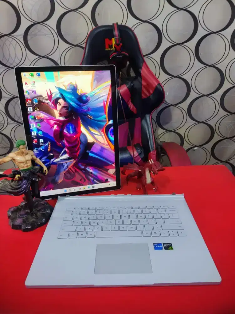 Microsoft Surface Book 2 Core i7 dan NVIDIA GTX 1060 Vram 6GB
