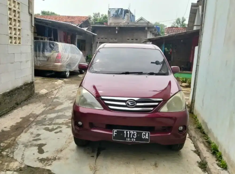 Daihatsu Xenia 2004 Bensin