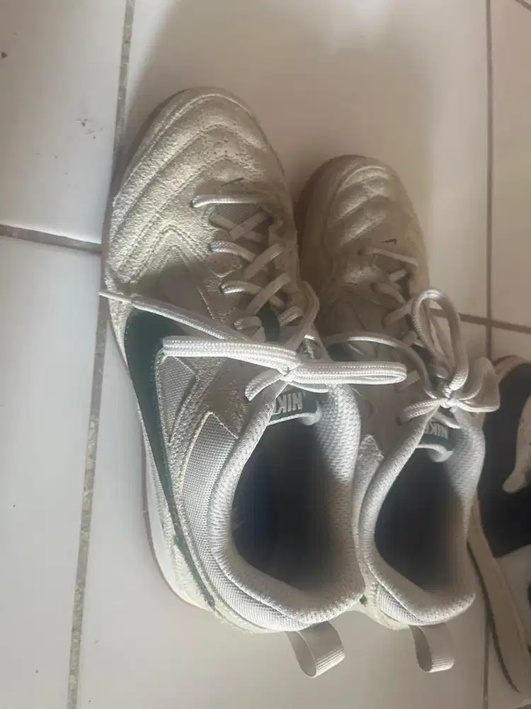 sepatu nike beli di senayan