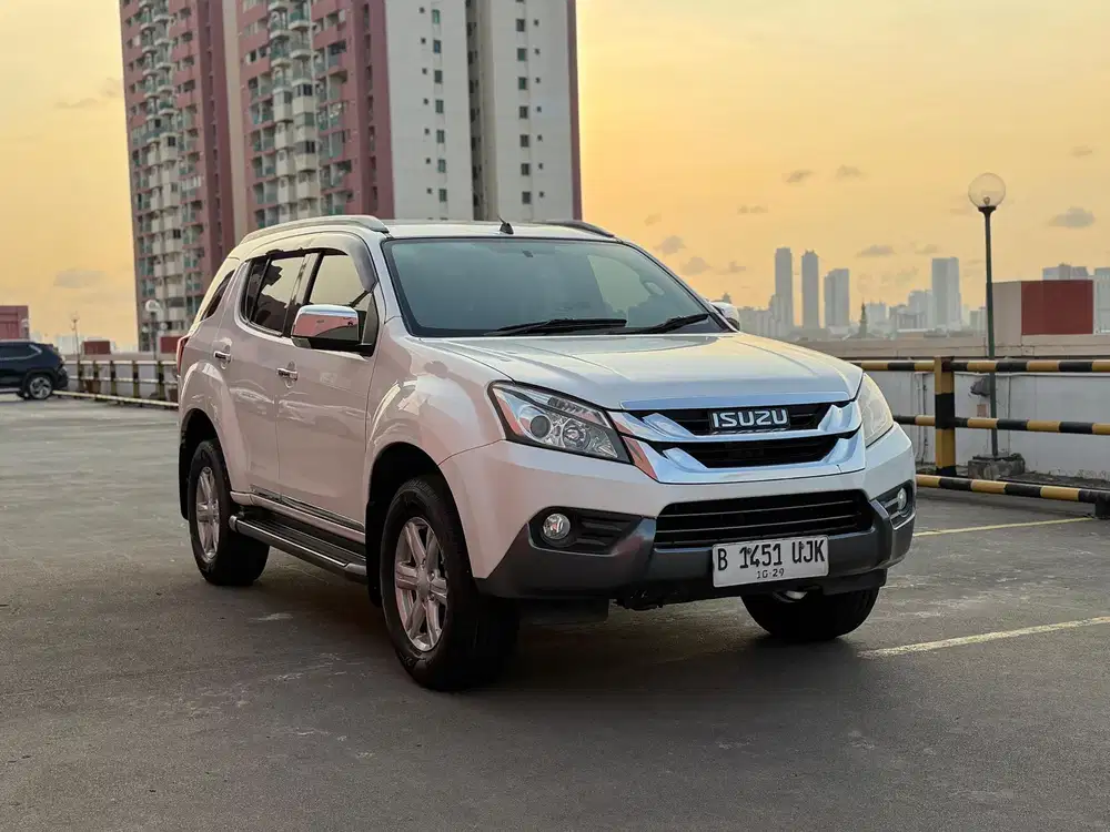 Isuzu MU-X AT 2014