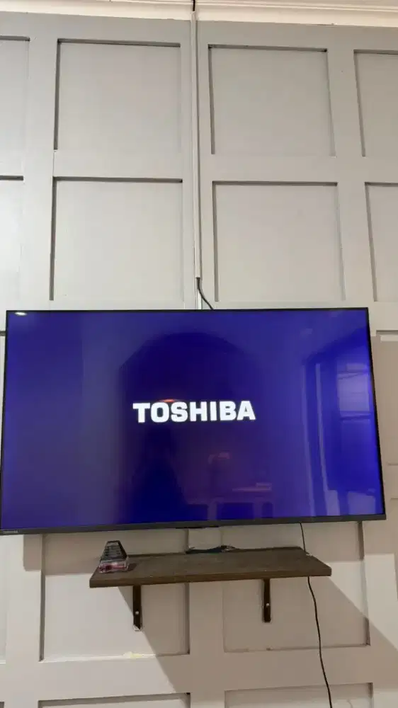 TV LED Toshiba Smart vida 50 inch
