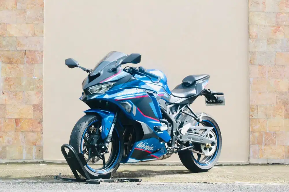 Kawasaki zx25R ABS like new mesin sehat unit mulus suara gahar gass