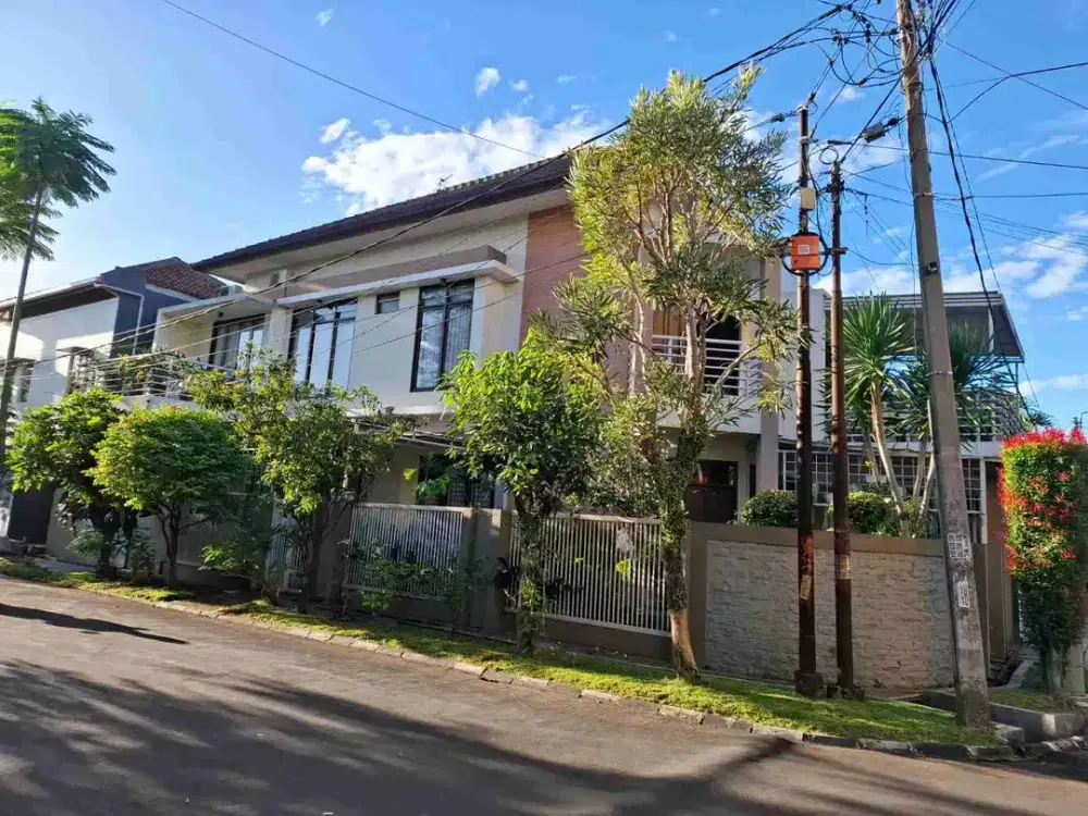 Rumah Komplek di Buah Batu (Dkt Jl Soekarno Hatta) Bandung