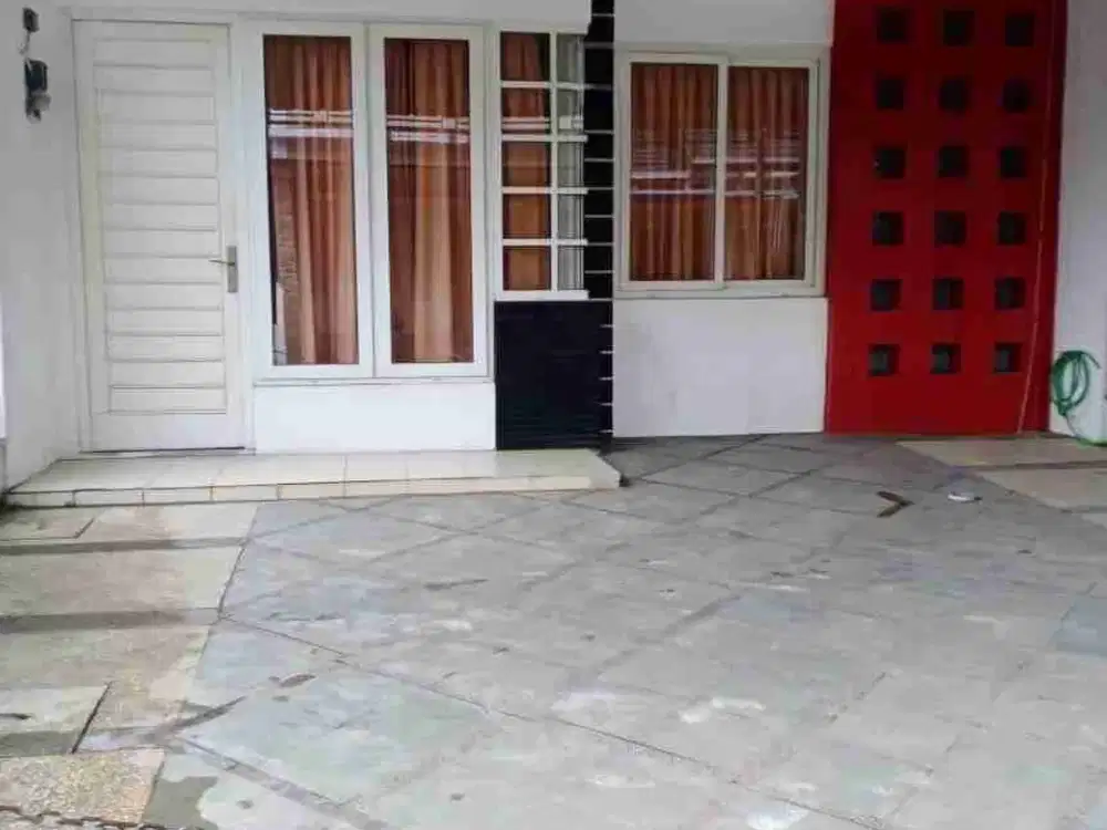 Rumah Rapih Siap Huni LT 118 Harga 1M Nego Di Grand Cibubur Country