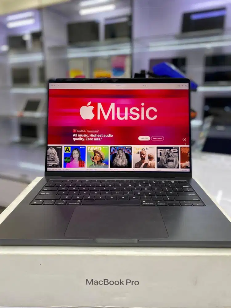 FULLSET BNOB MACBOOK PRO 2025 M4 16/512 GB 13 SPACE BLACK