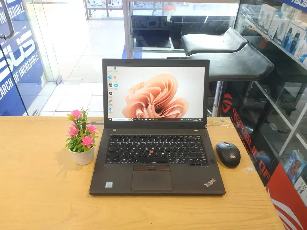DIJUAL LAPTOP LENOVO THINKPAD T470p CORE i7 RAM 8GB NVIDIA