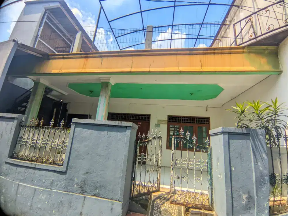 Dijual Rumah 8 kamar, bisa untuk kos-kosan, Kramatjati, Jakarta Timur