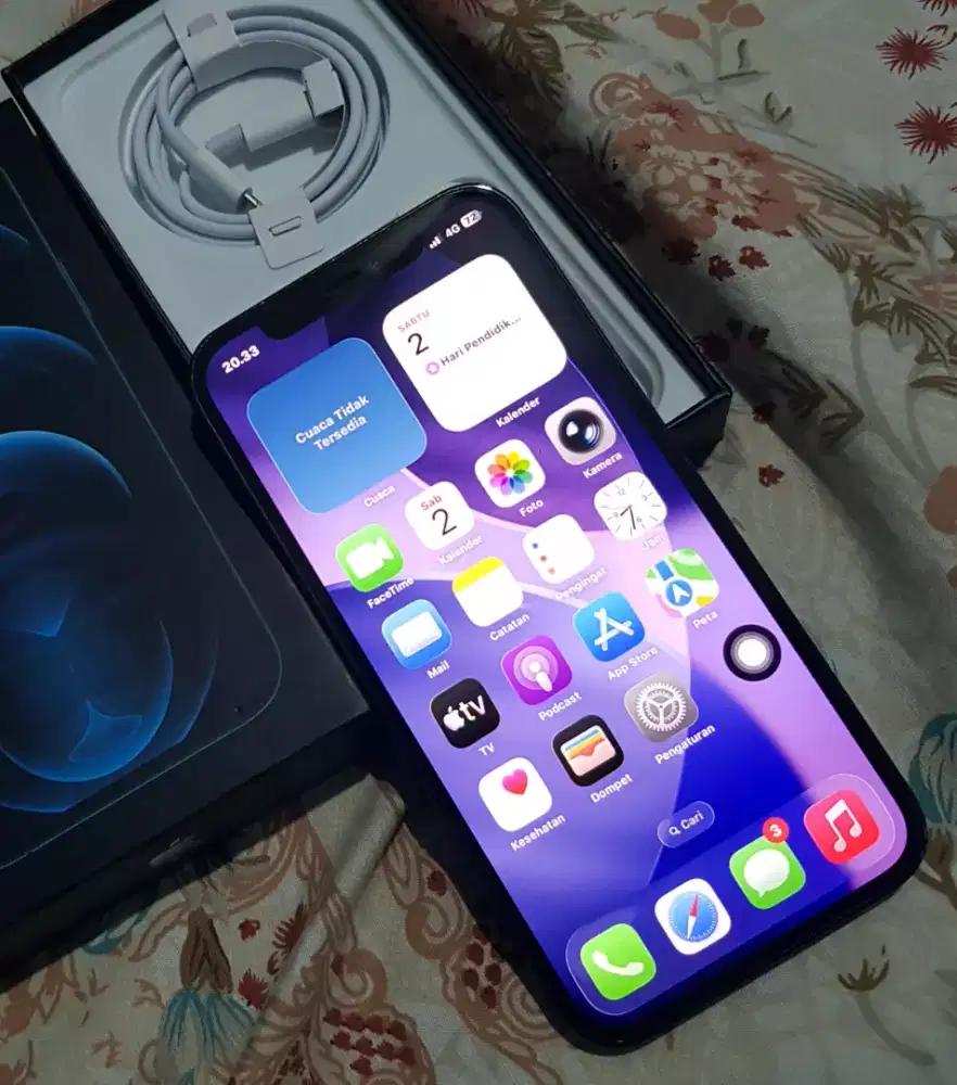 iPhone 12 Pro 256 inter mlus lengkap pribadi terawat