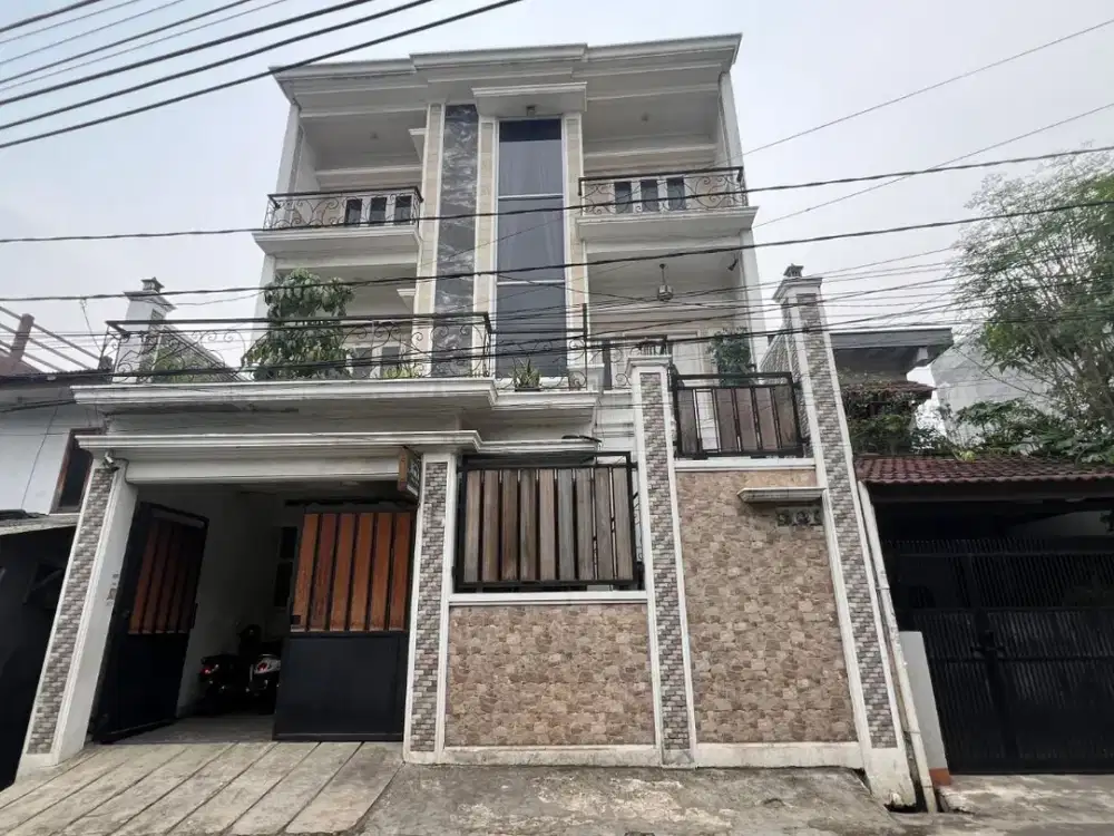 Dijual Rumah SHM 3.5 Lantai di Joglo, Jakbar By Rumah Chinida (Rt)