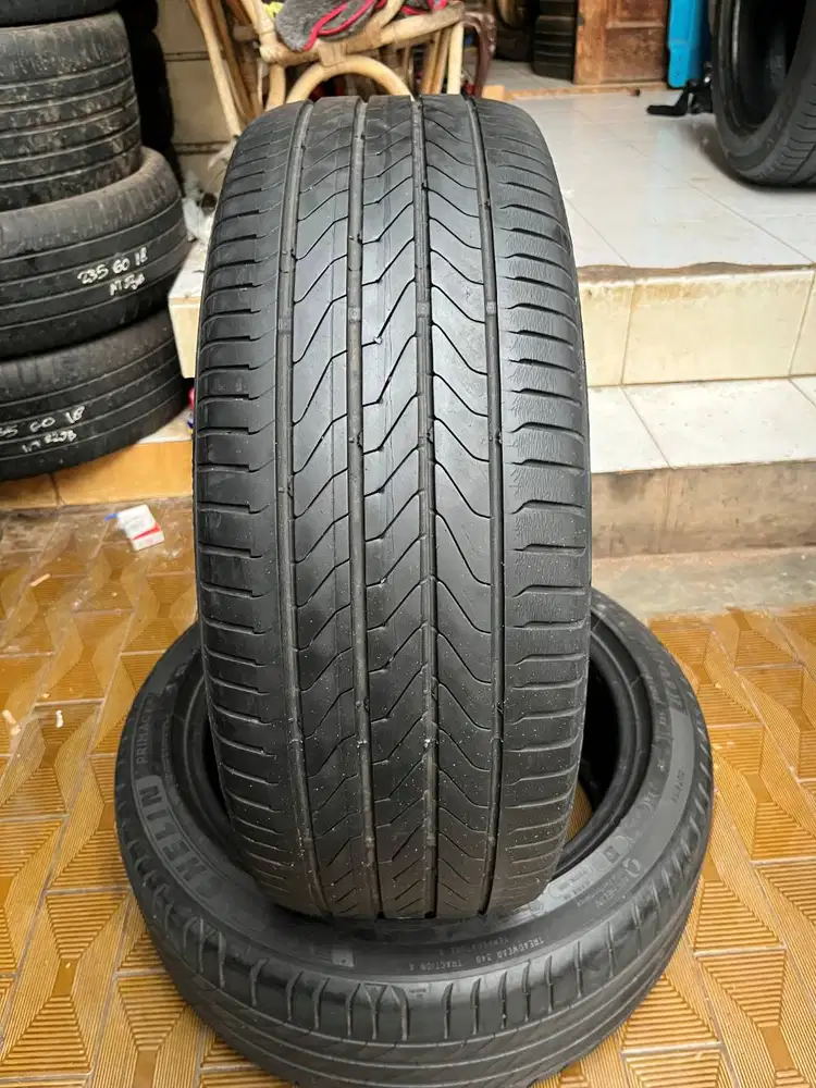 Ban Continental Ultra Contact UC6  215 55 r17  1Pcs